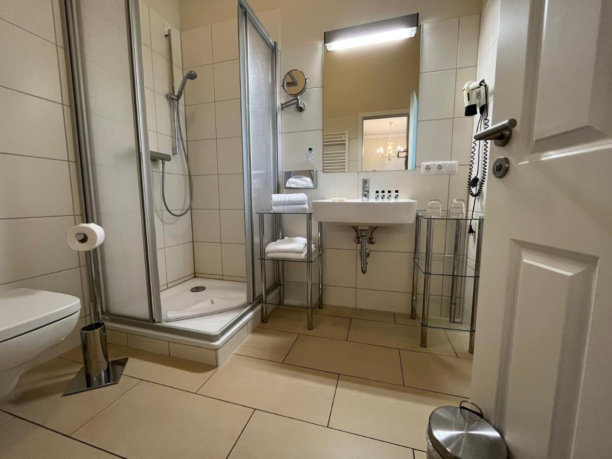 4 Sterne Hotel Hubertusburg Kuhlungsborn Bagian luar foto